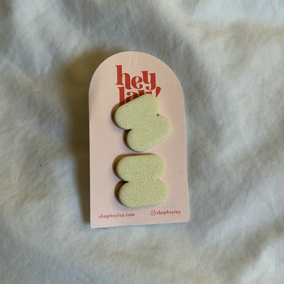 Hey Lay Textured Stacks Oversized Polymer Studs - Picture 2 of 3